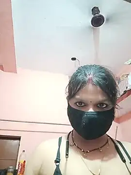 Snapshot of ZOYA-STRIP chatting on July 2026 05:45:02 PM ZOYA-STRIP online show from July 2026 05:45:02 PM