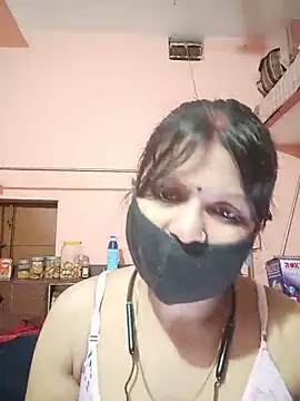 Snapshot of ZOYA-STRIP chatting on June 2026 04:51:01 PM ZOYA-STRIP online show from June 2026 04:51:01 PM