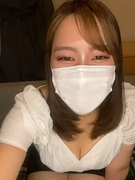 Snapshot of mami_ch chatting on May 2026 01:55:02 PM mami ch online show from May 2026 01:55:02 PM