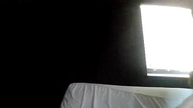 Snapshot of Tallhungcloudyyy chatting on June 2026 11:06:01 PM Tallhungcloudyyy online show from June 2026 11:06:01 PM
