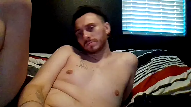 Snapshot of Tallhungcloudyyy chatting on June 2026 11:10:02 PM Tallhungcloudyyy online show from June 2026 11:10:02 PM