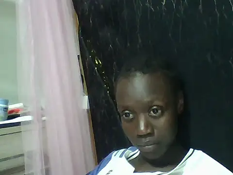 Snapshot of SLIM-EBONY2006 chatting on May 2026 05:19:02 PM SLIM-EBONY2006 online show from May 2026 05:19:02 PM