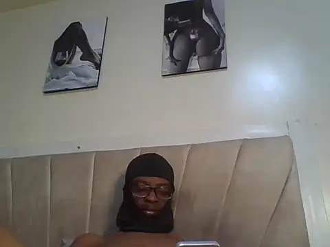 freakyboy255 online show from July 2026 03:42:02 PM