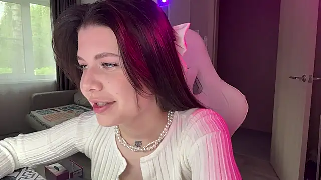 AirinRin online show from May 2026 12:37:02 PM