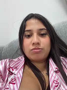 Snapshot of Emily_Xxxxxx chatting on June 2026 08:52:01 PM Emily Xxxxxx online show from June 2026 08:52:01 PM