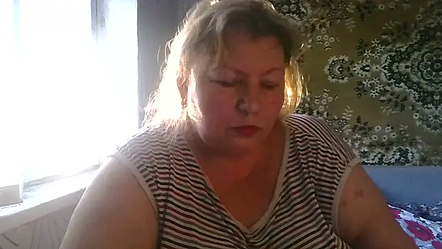 Snapshot of LediMelissa chatting on May 2026 05:12:02 PM LediMelissa online show from May 2026 05:12:02 PM
