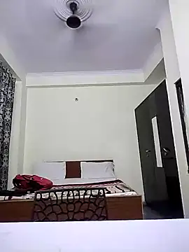 Miss kirtii online show from May 2026 06:31:02 AM