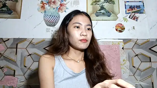 Snapshot of DeeannGunby chatting on July 2026 03:09:02 PM DeeannGunby online show from July 2026 03:09:02 PM