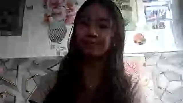Snapshot of DeeannGunby chatting on July 2026 02:12:01 AM DeeannGunby online show from July 2026 02:12:01 AM