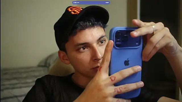 Snapshot of archi_love chatting on March 2026 08:10:02 AM archi love online show from March 2026 08:10:02 AM