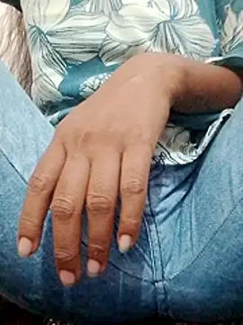 AnjuSharma23 online show from May 2026 12:01:01 PM