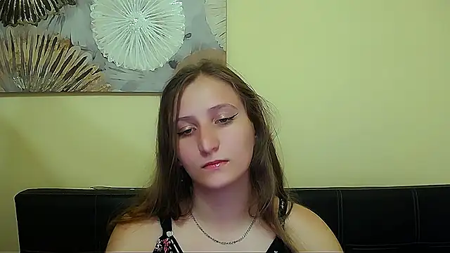 Jenny smille  online show from June 2026 08:13:01 AM