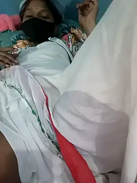 Naughty-Savi online show from May 2026 09:39:01 AM