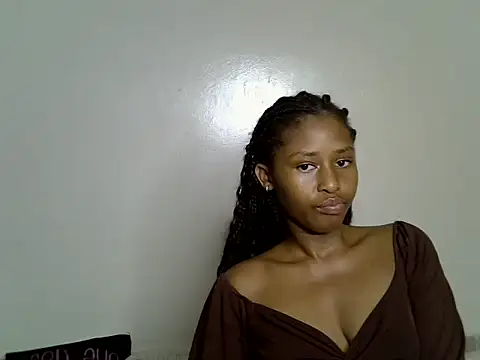 Snapshot of Sexy_strawberina chatting on June 2026 11:55:01 AM Sexy strawberina online show from June 2026 11:55:01 AM