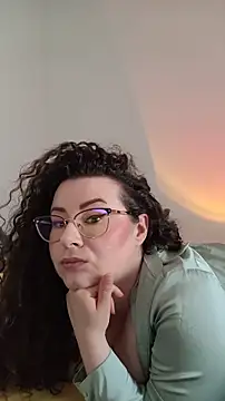 Snapshot of Elissa_Floyd__ chatting on June 2026 05:24:01 AM Elissa Floyd online show from June 2026 05:24:01 AM