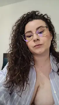 Snapshot of Elissa_Floyd__ chatting on May 2026 05:26:01 AM Elissa Floyd online show from May 2026 05:26:01 AM