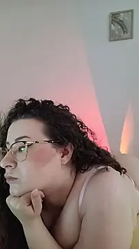 Snapshot of Elissa_Floyd__ chatting on June 2026 05:40:02 AM Elissa Floyd online show from June 2026 05:40:02 AM