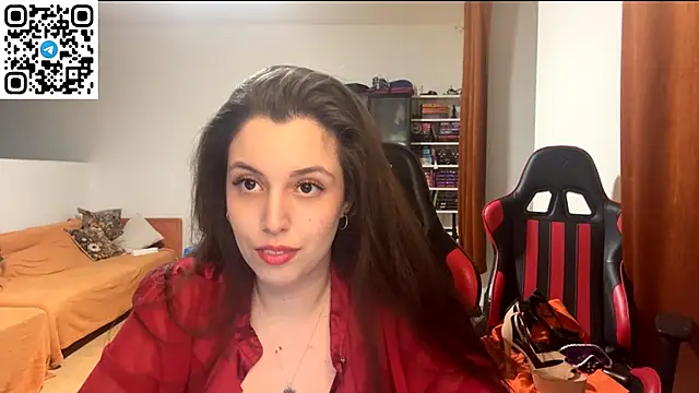 SweetFenomen67 online show from June 2026 07:04:01 PM