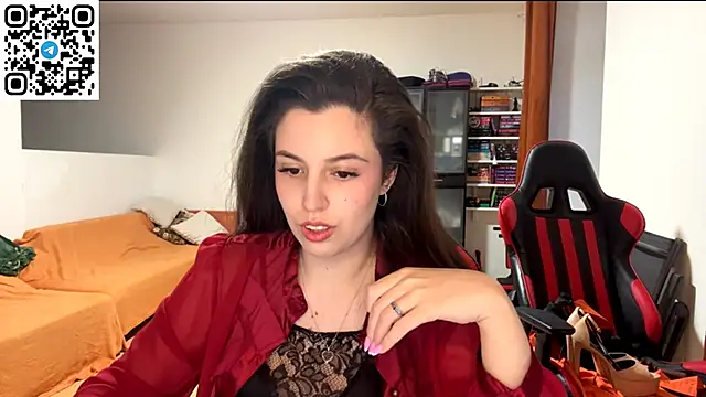 SweetFenomen67 online show from June 2026 07:04:02 PM