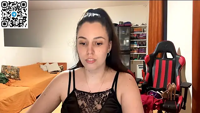 SweetFenomen67 online show from June 2026 07:03:01 PM
