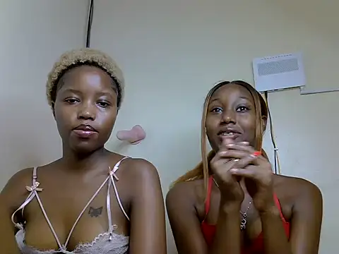 Pretty kitty48 online show from June 2026 02:07:02 PM