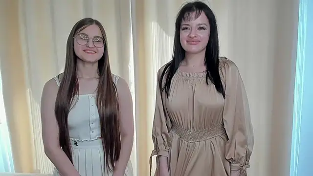 Snapshot of Veta_cutE chatting on May 2026 12:13:02 PM Veta cutE online show from May 2026 12:13:02 PM