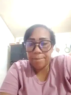 Snapshot of OliviaWilliamm chatting on June 2026 09:53:02 PM OliviaWilliamm online show from June 2026 09:53:02 PM