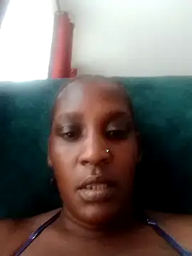 Queeny12 online show from July 2026 11:17:01 AM