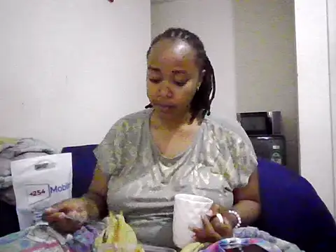 Snapshot of atara_seren chatting on May 2026 06:05:01 PM atara seren online show from May 2026 06:05:01 PM