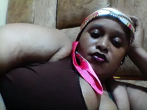 Pretty sandrah online show from May 2026 04:07:01 PM