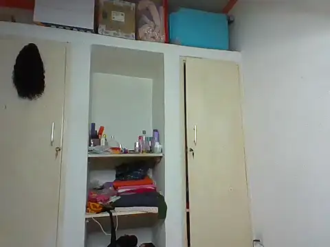 Rebel-Queen online show from June 2026 05:07:01 PM