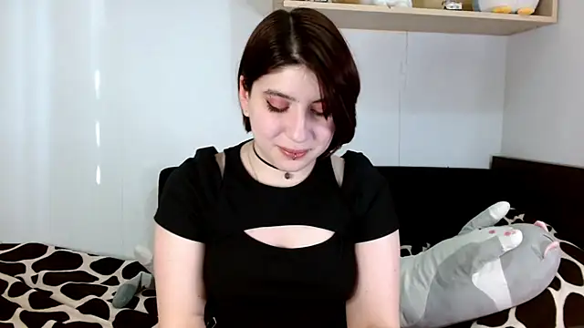 Snapshot of Oriana_secret chatting on June 2026 04:23:02 AM Oriana secret online show from June 2026 04:23:02 AM
