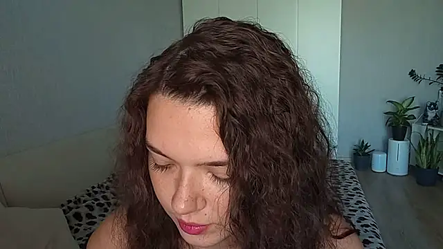 Snapshot of Vicki_queen chatting on June 2026 05:07:01 AM Vicki queen online show from June 2026 05:07:01 AM