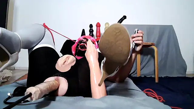SlutSandraTS online show from July 2026 10:16:02 AM