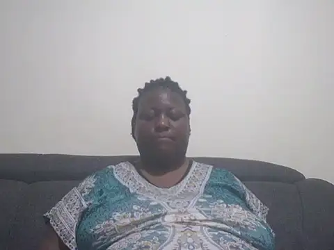 Snapshot of fat_ebonyqueen chatting on May 2026 02:23:01 PM fat ebonyqueen online show from May 2026 02:23:01 PM