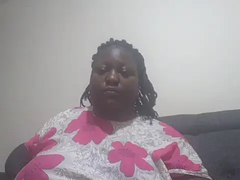 Snapshot of fat_ebonyqueen chatting on May 2026 06:27:02 PM fat ebonyqueen online show from May 2026 06:27:02 PM