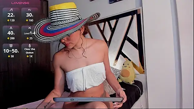 AelinFireheart online show from July 2026 01:30:01 AM