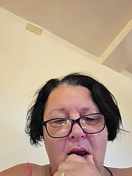 Snapshot of Diana_Diafan chatting on June 2026 03:57:01 AM Diana Diafan online show from June 2026 03:57:01 AM