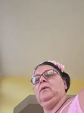 Snapshot of Diana_Diafan chatting on June 2026 02:55:01 PM Diana Diafan online show from June 2026 02:55:01 PM