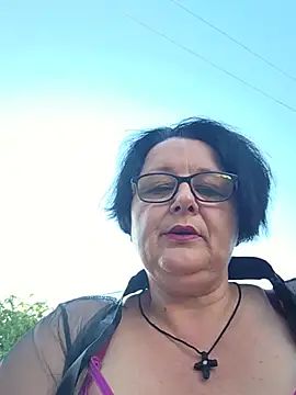 Snapshot of Diana_Diafan chatting on May 2026 05:11:01 PM Diana Diafan online show from May 2026 05:11:01 PM
