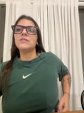 lilylovelesss online show from June 2026 10:18:02 PM