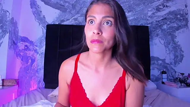 LunaRossie  online show from May 2026 01:57:16 AM