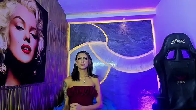 Snapshot of Violeta_Alvarez chatting on May 2026 01:21:01 PM Violeta Alvarez online show from May 2026 01:21:01 PM