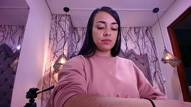 Queen Nyxx online show from June 2026 02:11:02 AM