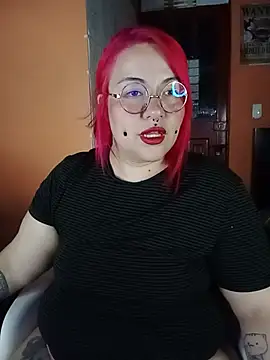 Snapshot of bruja_sscarlata chatting on June 2026 01:44:02 AM bruja sscarlata online show from June 2026 01:44:02 AM