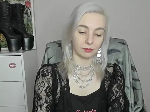velvetanne online show from June 2026 06:23:02 AM