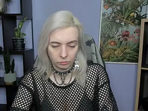velvetanne online show from June 2026 06:25:01 AM