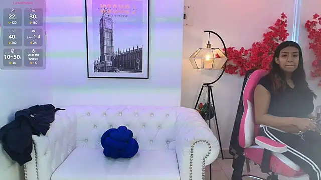 Stephany triana online show from May 2026 03:37:01 AM