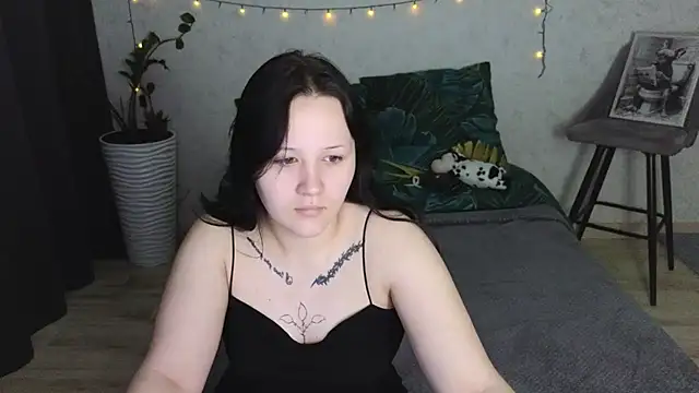 Tori cute online show from May 2026 12:18:02 AM