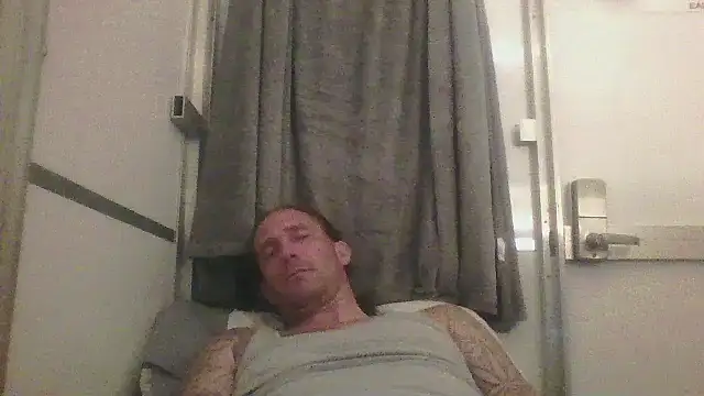 brazybooty92 online show from June 2026 08:45:02 AM